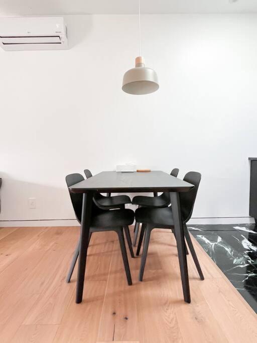 New Ample And Cozy One Bedroom Apt In Brooklyn At Rem-Casa Nova York Exterior foto