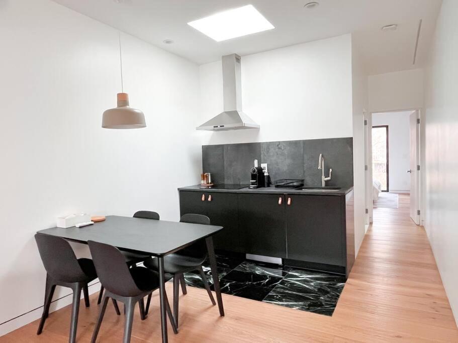New Ample And Cozy One Bedroom Apt In Brooklyn At Rem-Casa Nova York Exterior foto