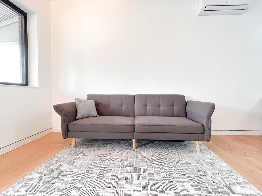 New Ample And Cozy One Bedroom Apt In Brooklyn At Rem-Casa Nova York Exterior foto
